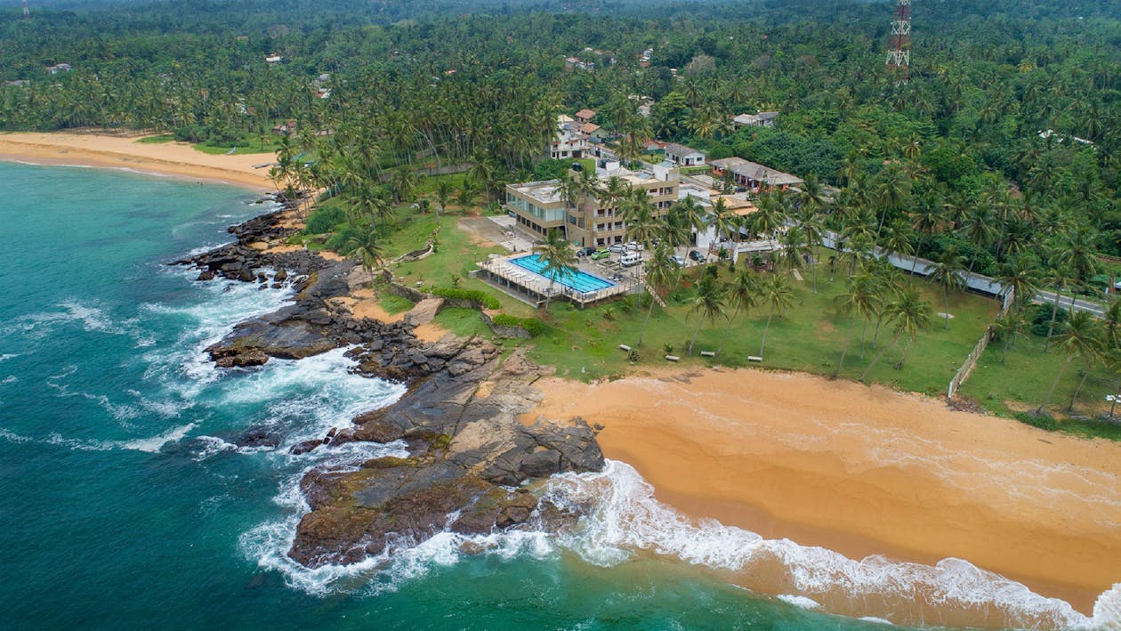 Hikkaduwa Beach